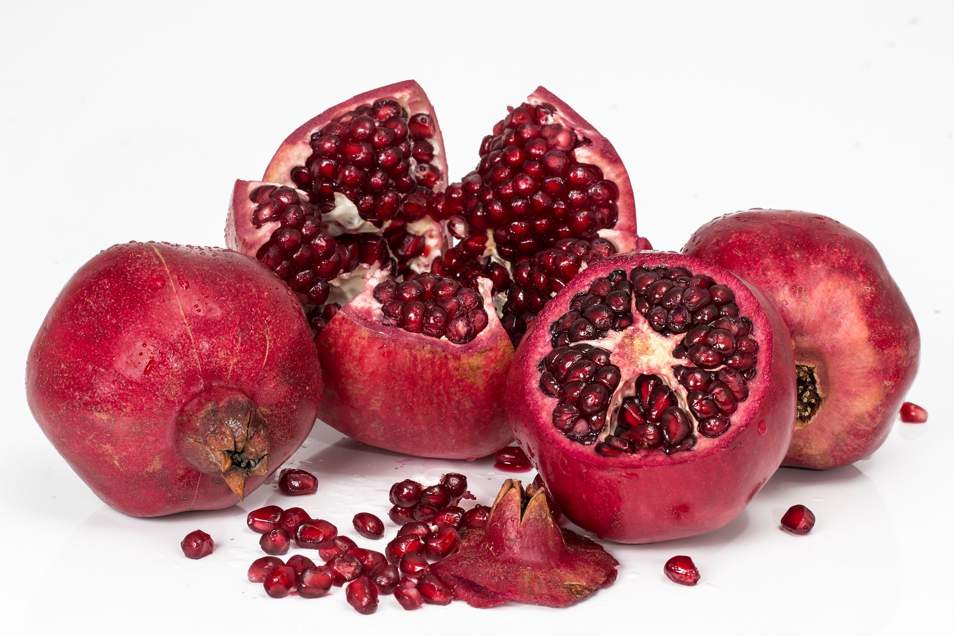 15 Proven Health Benefits of Pomegranate