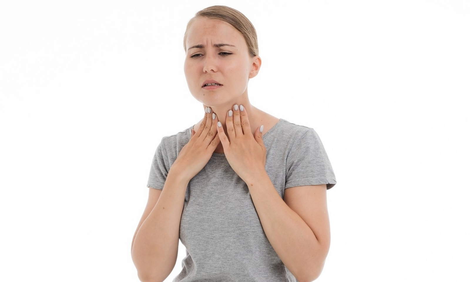 25 Highly Effective Home Remedies for Sore Throat