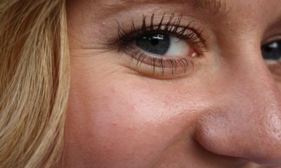 25 Natural Remedies to Cure Under Eyes Wrinkles